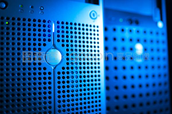 網(wǎng)絡(luò)服務(wù)器與云計(jì)算裝備技術(shù)服務(wù)的融合與發(fā)展